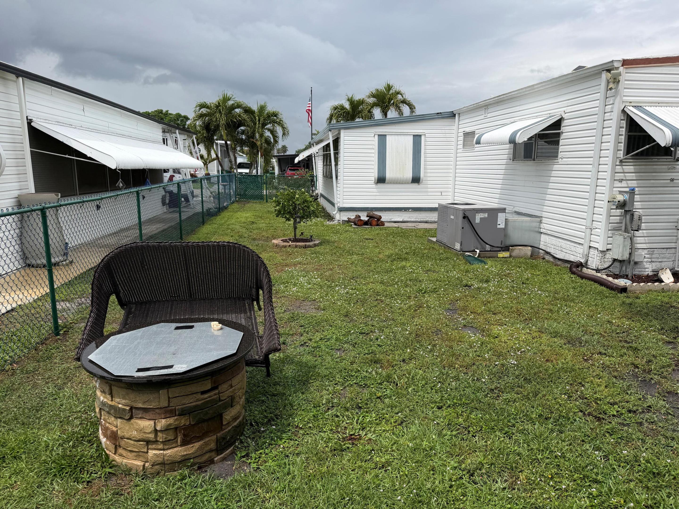 PARK CITY SEC THREE - Residential