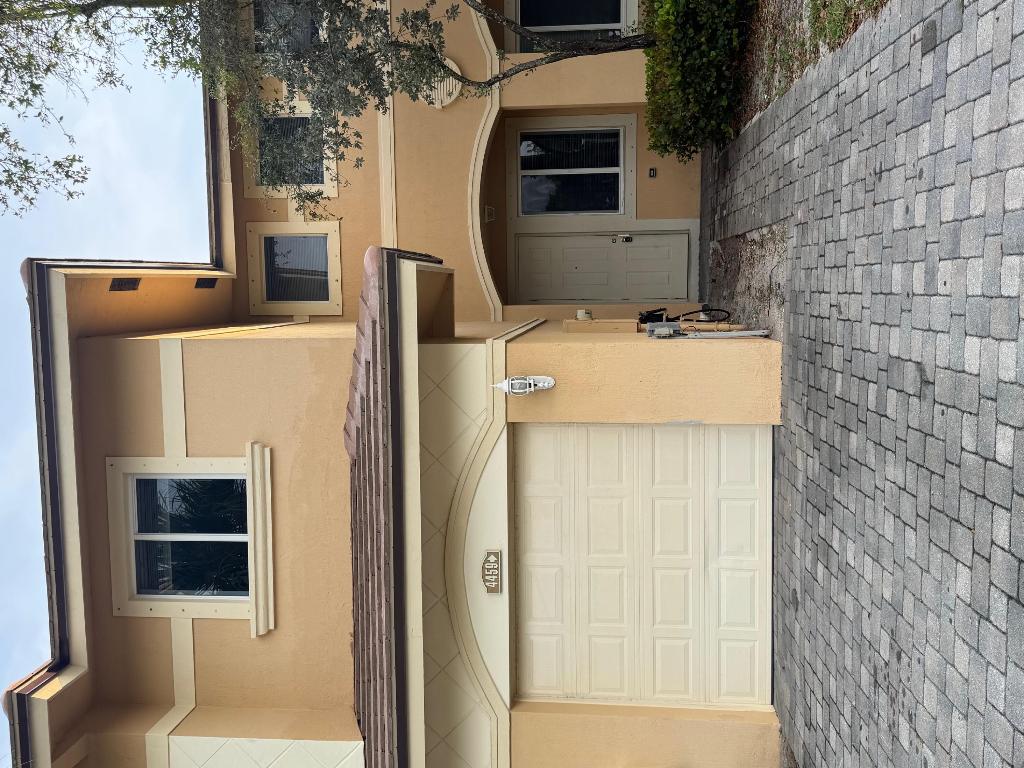 MILITARY TRAIL PUD - Residential Lease