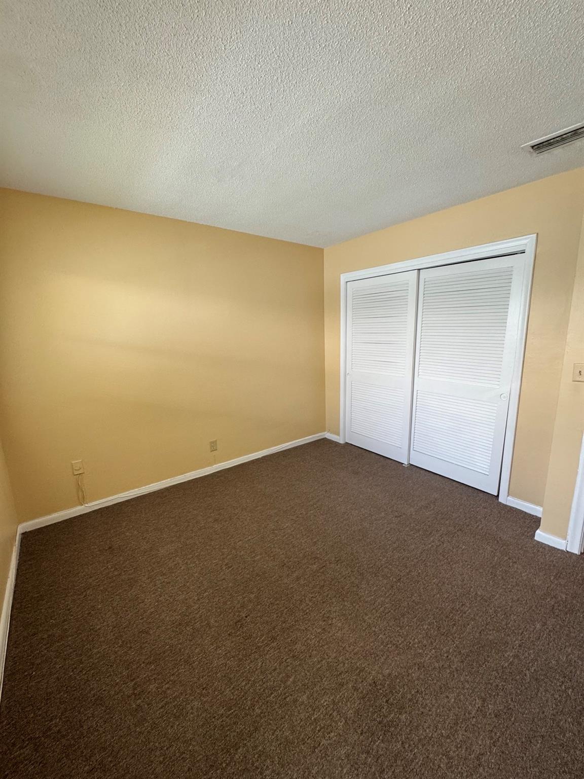 Pappous Sub 73-21 B - Residential Lease