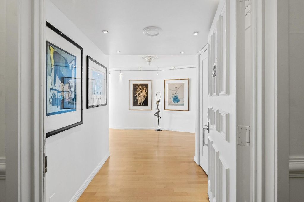 Photo of 2100 S Ocean Lane #1707, Fort Lauderdale, FL 33316 (MLS # F10528263)