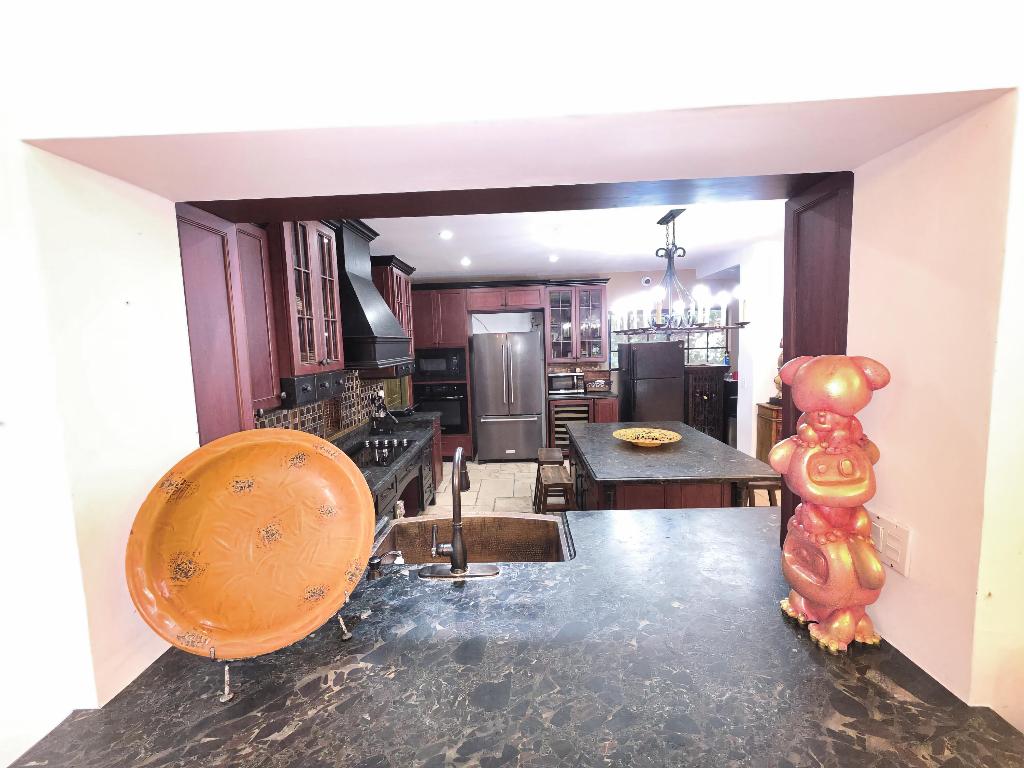 HOLLYWOOD CENTRAL BEACH - Residential