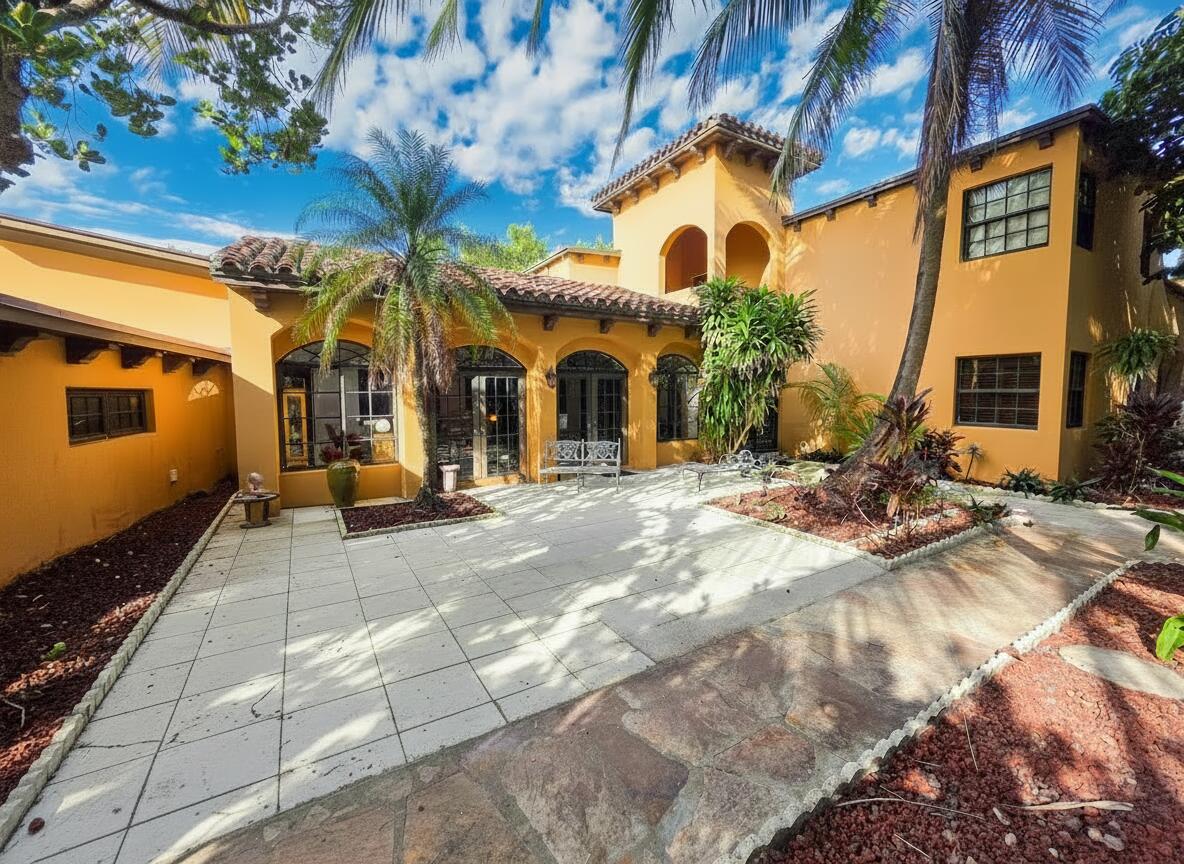 HOLLYWOOD CENTRAL BEACH - Residential