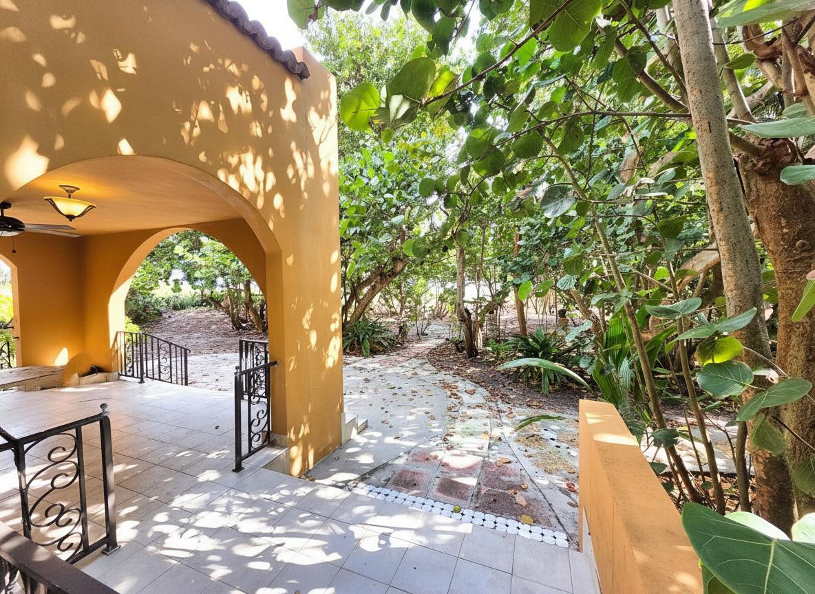 HOLLYWOOD CENTRAL BEACH - Residential