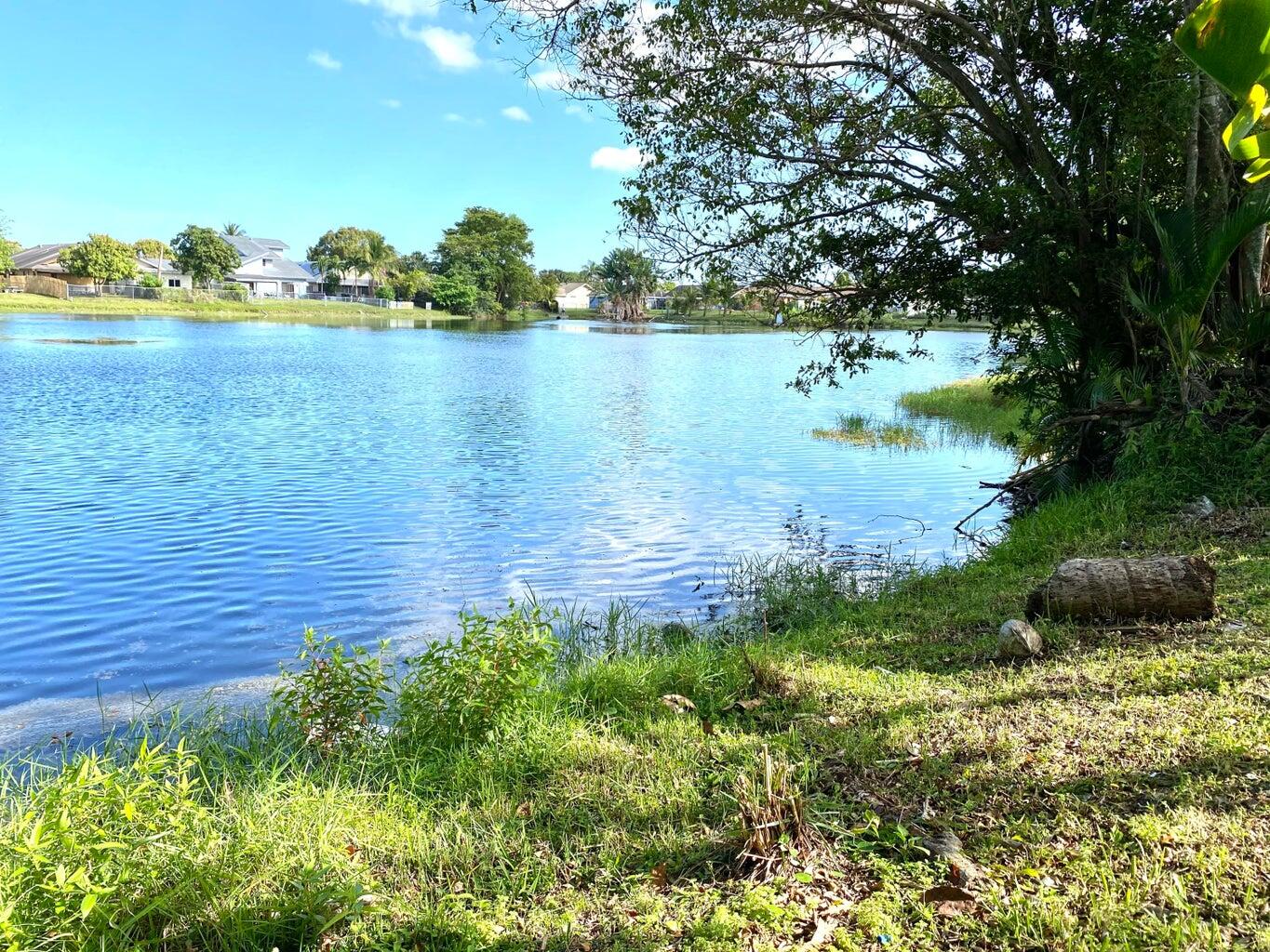 NORTH LAUDERDALE VILLAGE SEC 6 - Residential