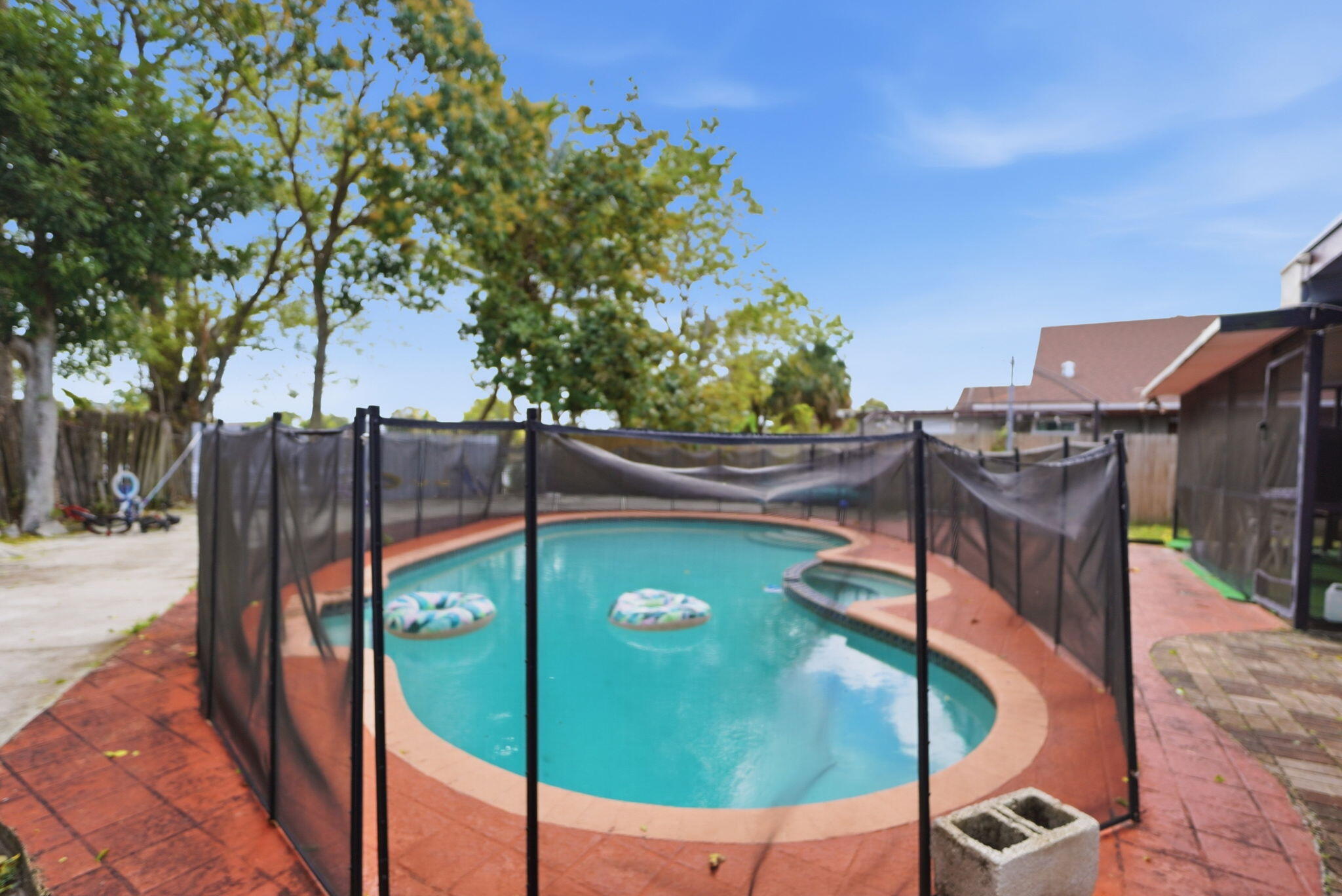 NORTH LAUDERDALE VILLAGE SEC 6 - Residential