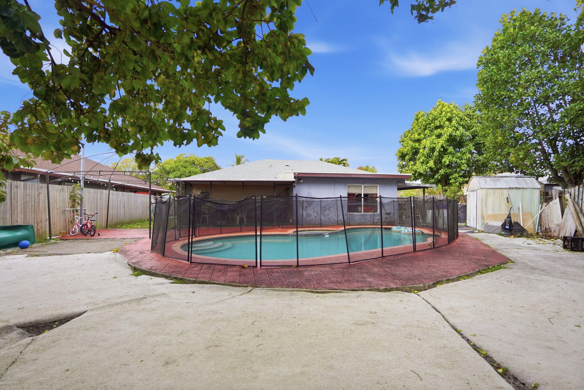 NORTH LAUDERDALE VILLAGE SEC 6 - Residential