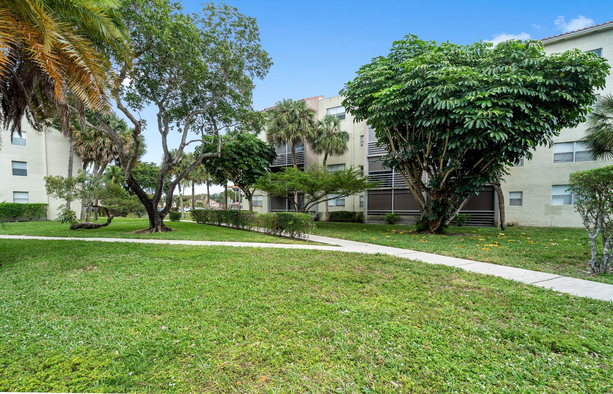 The Courtyards of Broward - Residential