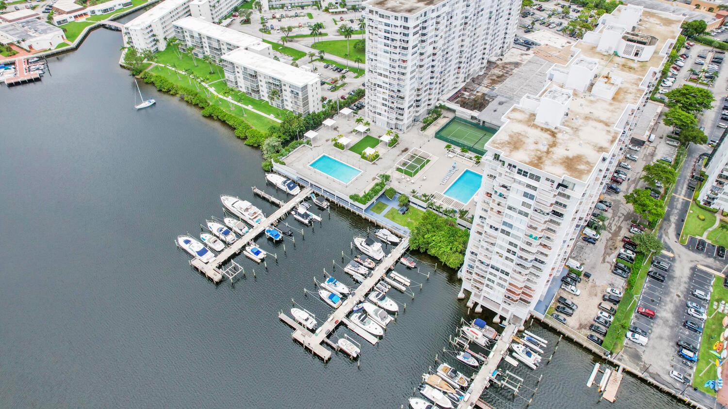 DEL PRADO MARINA - Residential