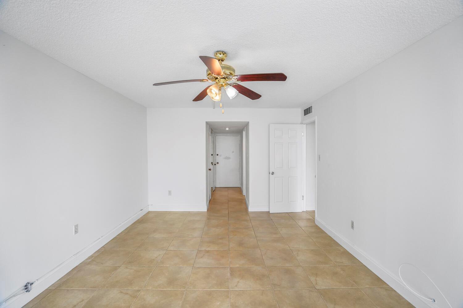 DEL PRADO MARINA - Residential