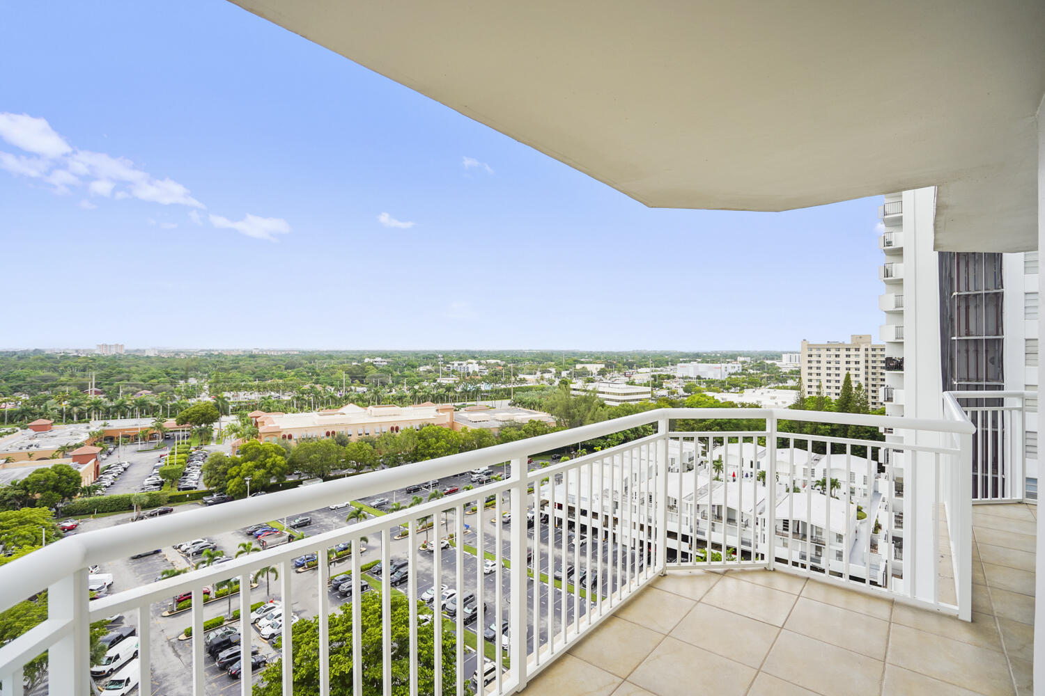 DEL PRADO MARINA - Residential