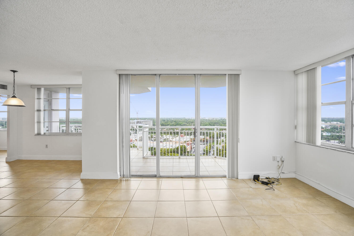 DEL PRADO MARINA - Residential