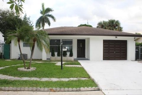 A home in Lake Worth Beach