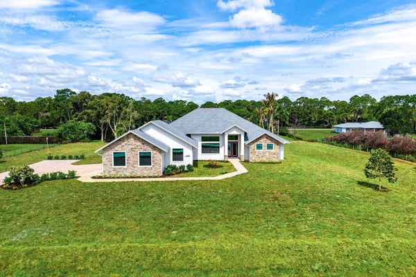 16631 132ND TER N, JUPITER, FL 33478 - Image e21cd10f5b2b9302d8d2995dcec4c602/1745073952