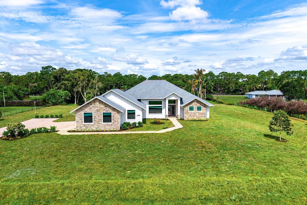 Photo of 16631 132nd Terrace N, Jupiter, FL 33478 (MLS # B26040202)