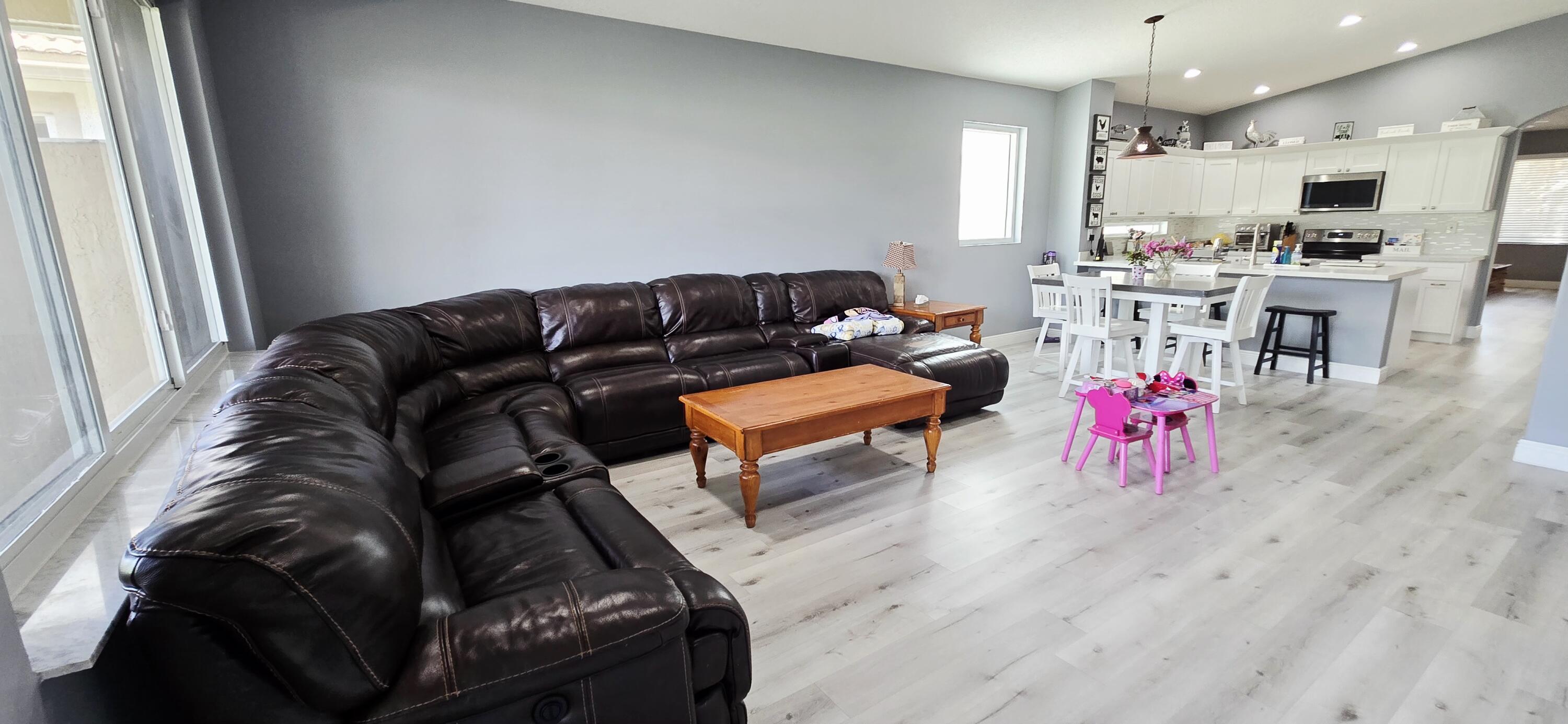 WYNDHAM LAKES CENTRAL - Residential