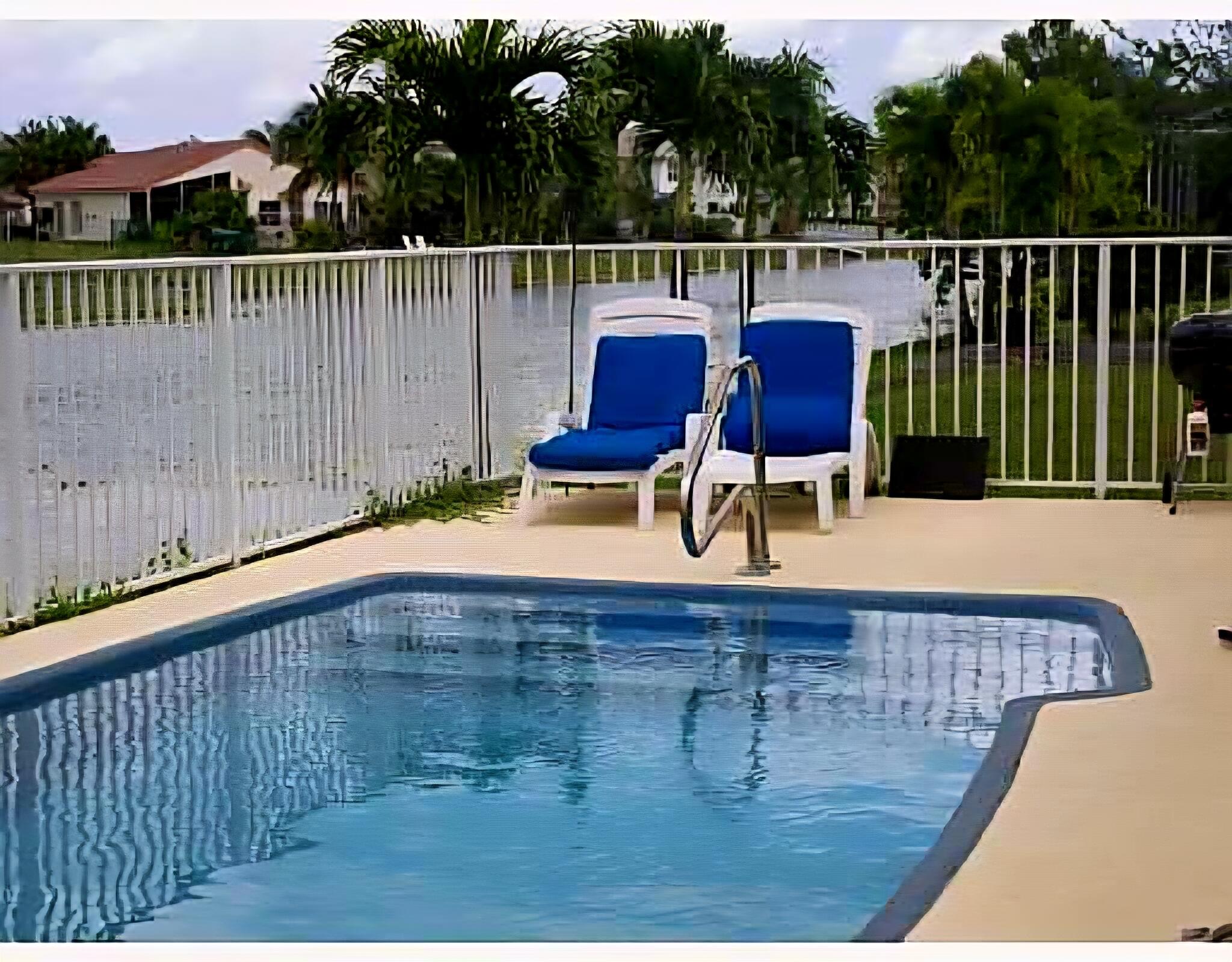 WYNDHAM LAKES CENTRAL - Residential