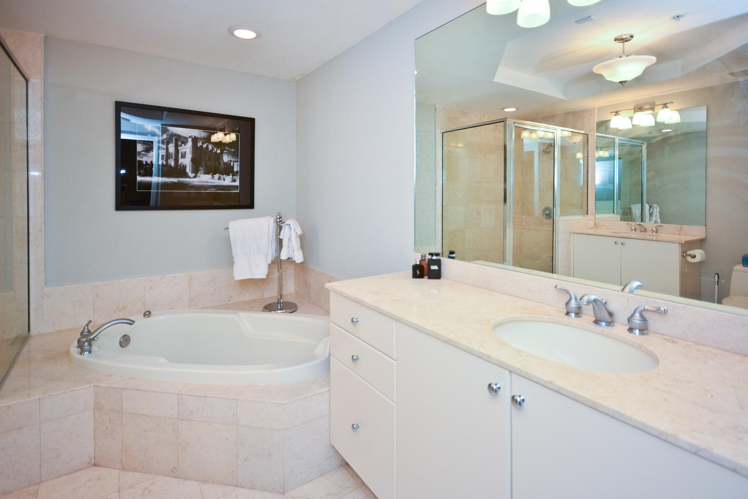 One City Plaza - Residential