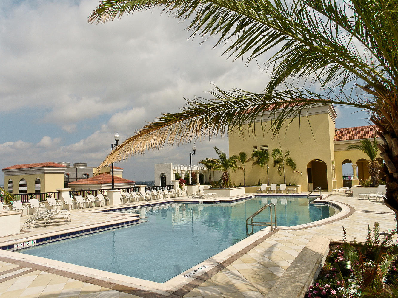 One City Plaza - Residential