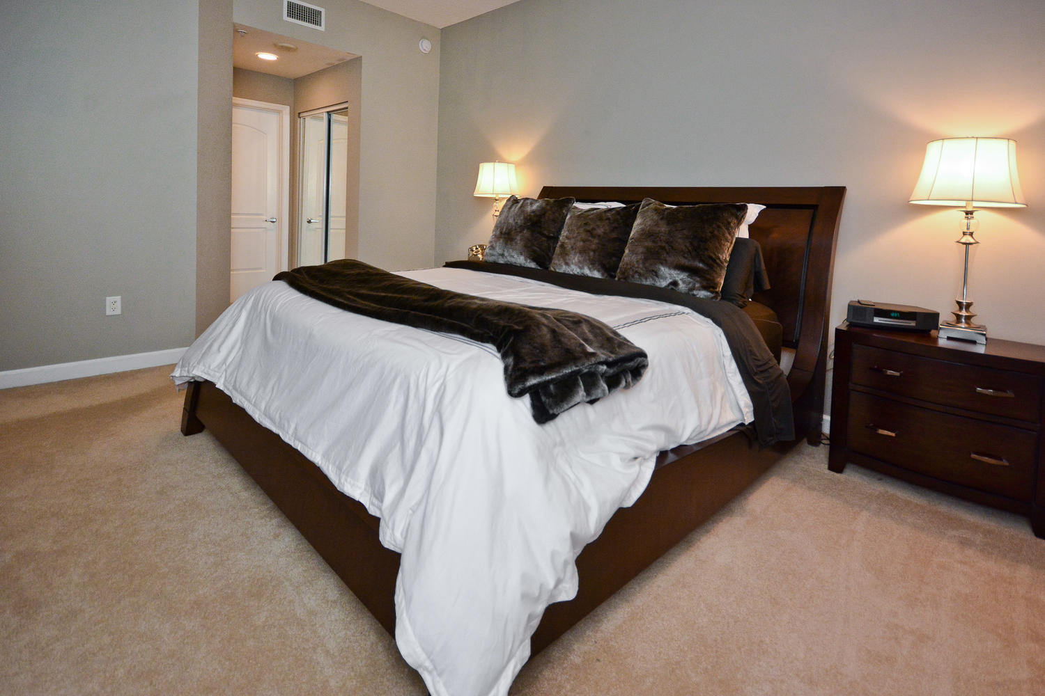 One City Plaza - Residential