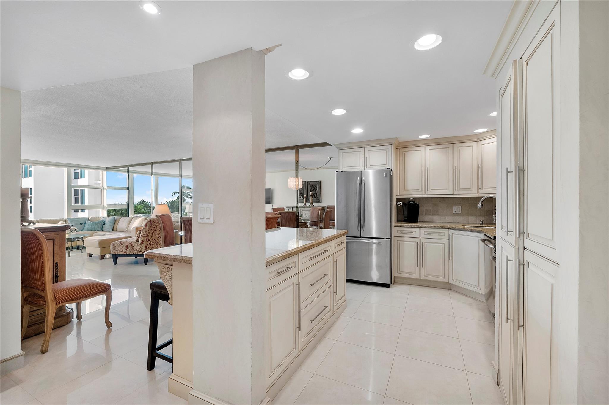 1620 S Ocean Blvd 4F