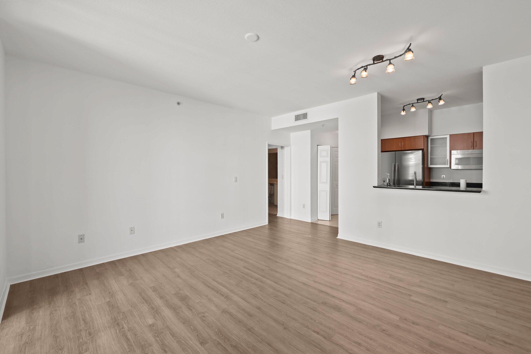 BOCA GRAND CONDO - Residential