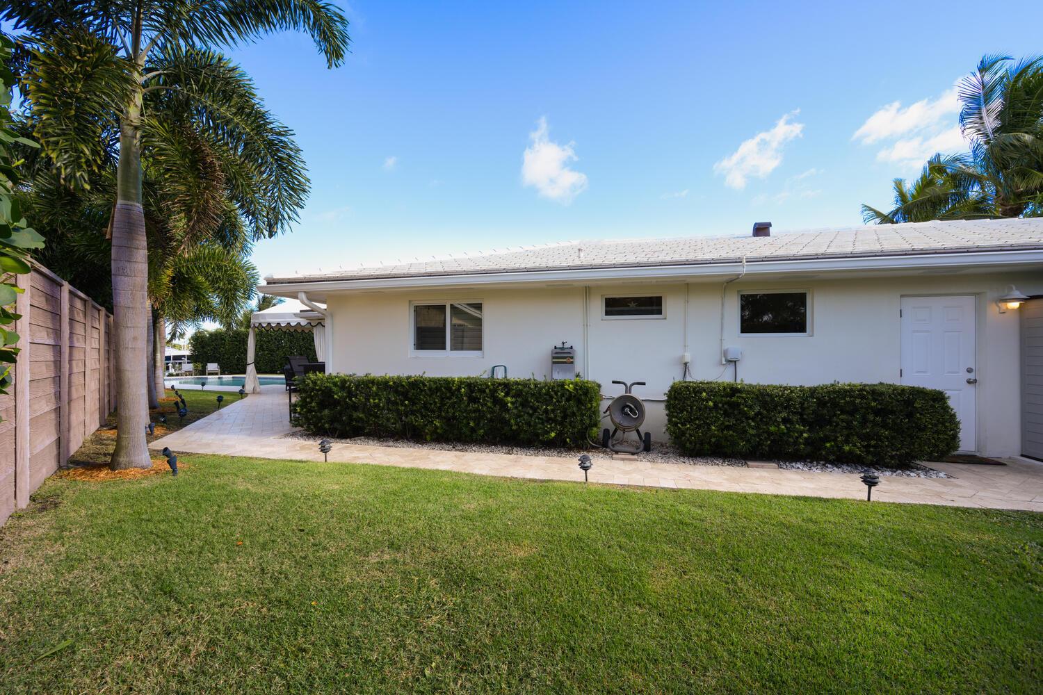 NORTH PALM BEACH VILLAGE - Residential