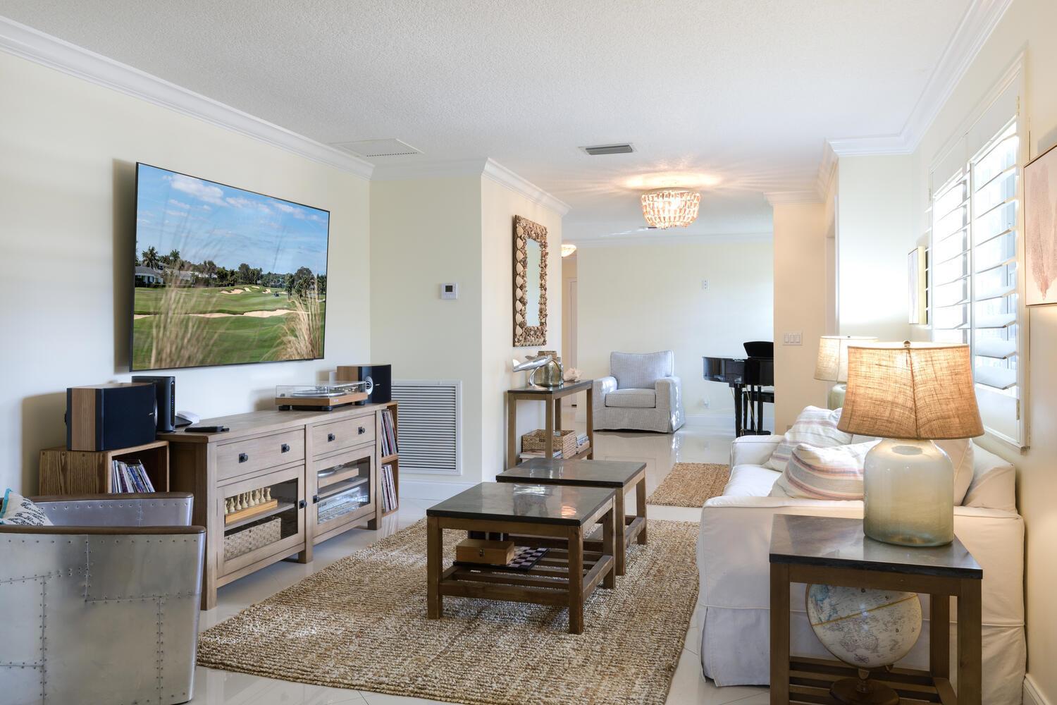 NORTH PALM BEACH VILLAGE - Residential