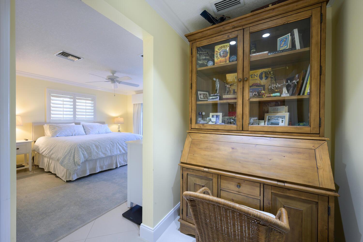 NORTH PALM BEACH VILLAGE - Residential