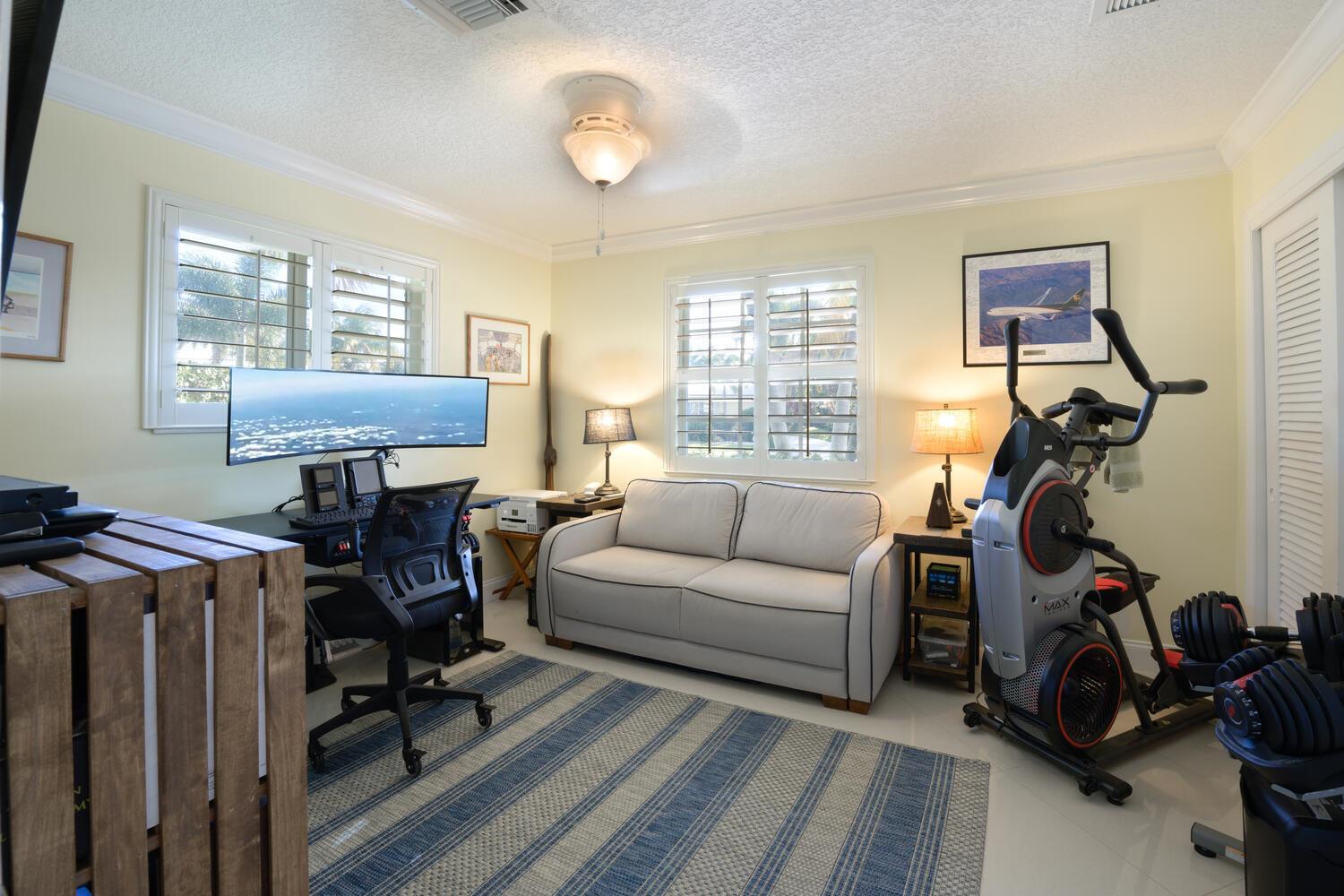 NORTH PALM BEACH VILLAGE - Residential