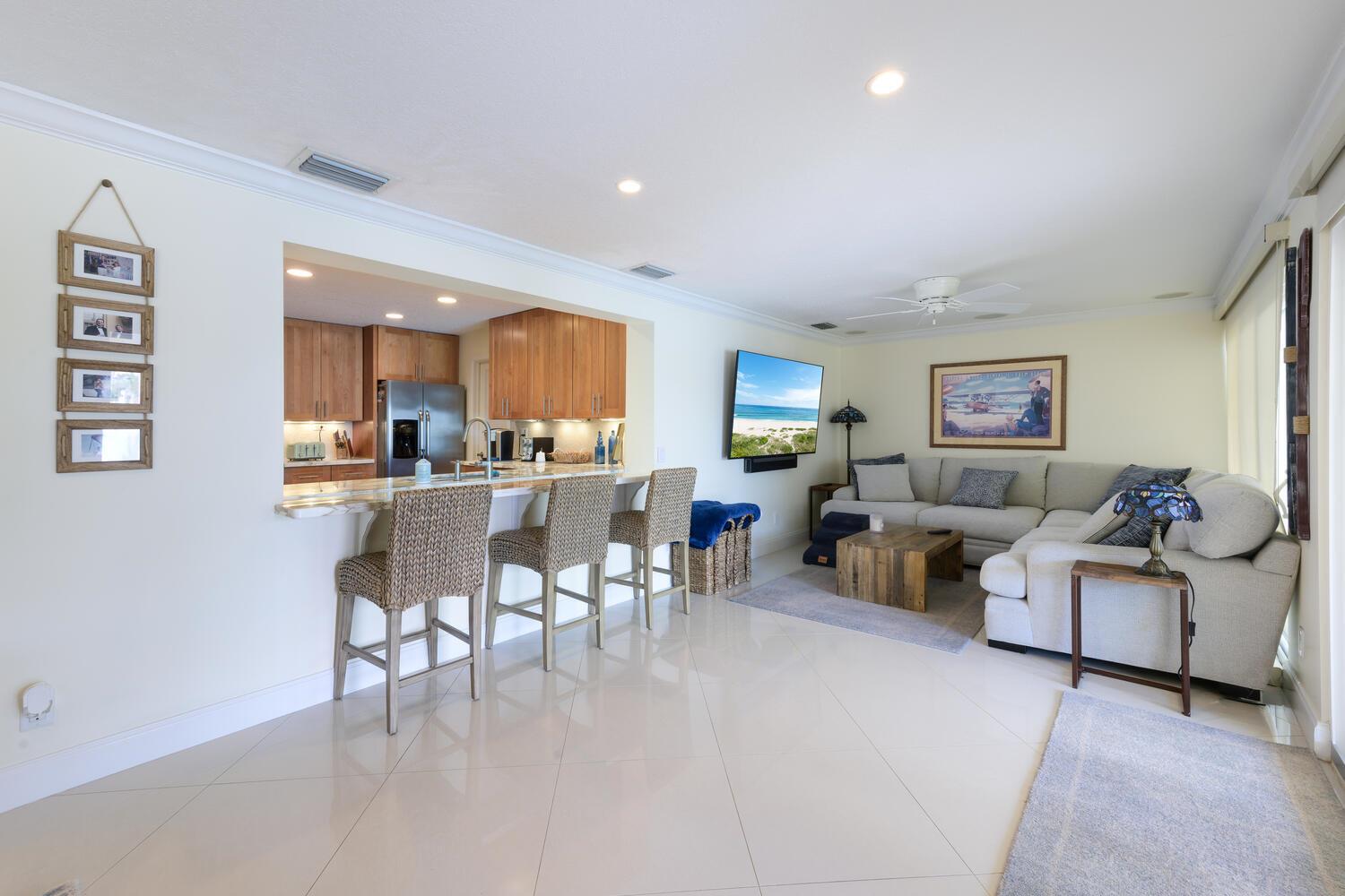 NORTH PALM BEACH VILLAGE - Residential