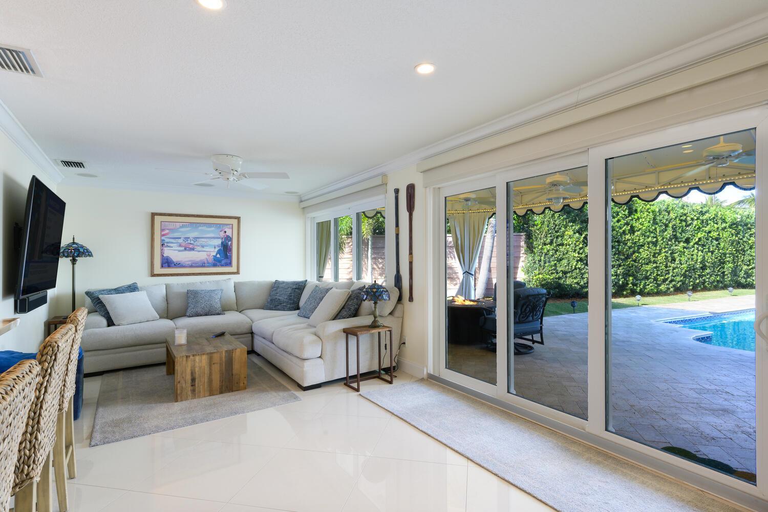 NORTH PALM BEACH VILLAGE - Residential