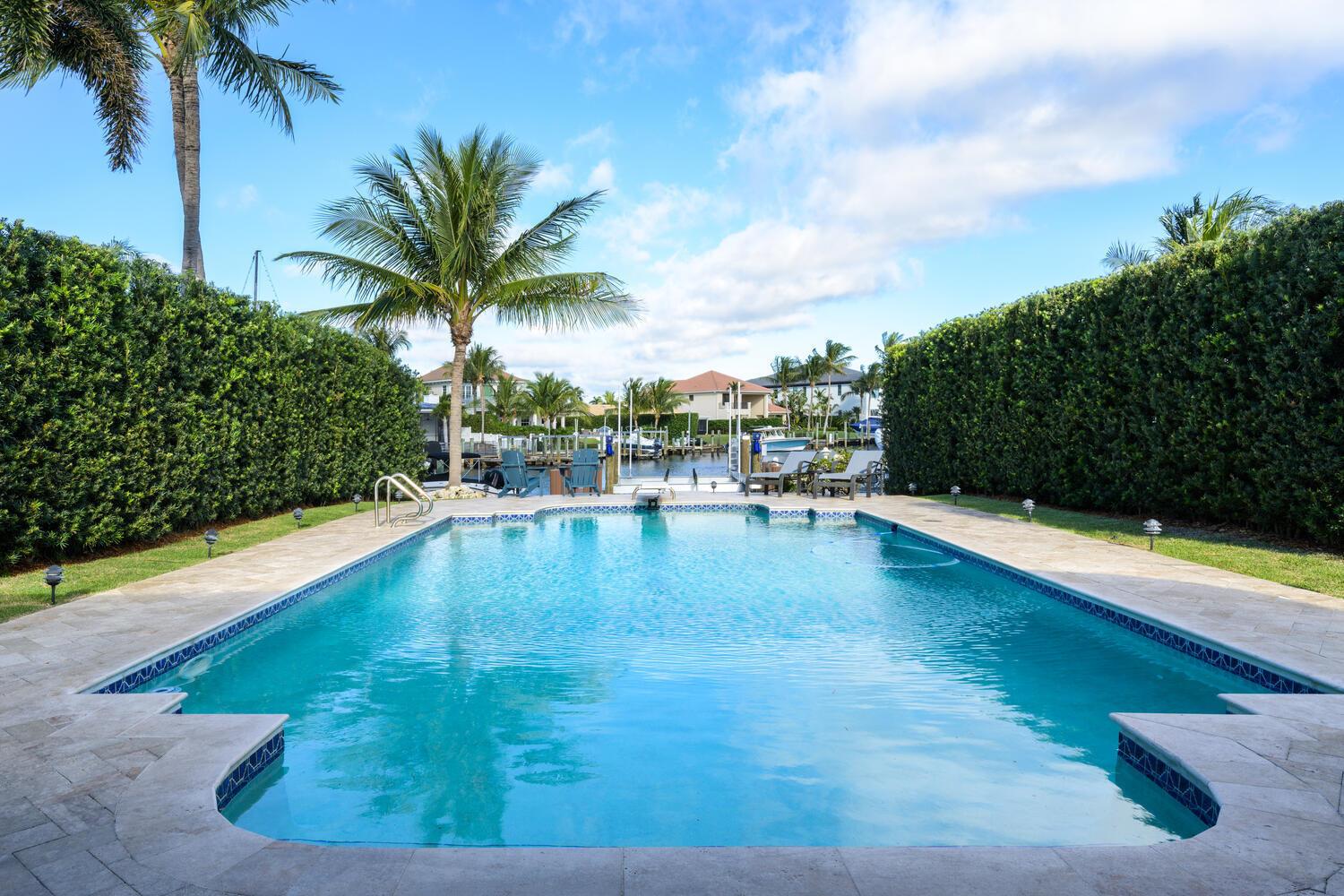 NORTH PALM BEACH VILLAGE - Residential