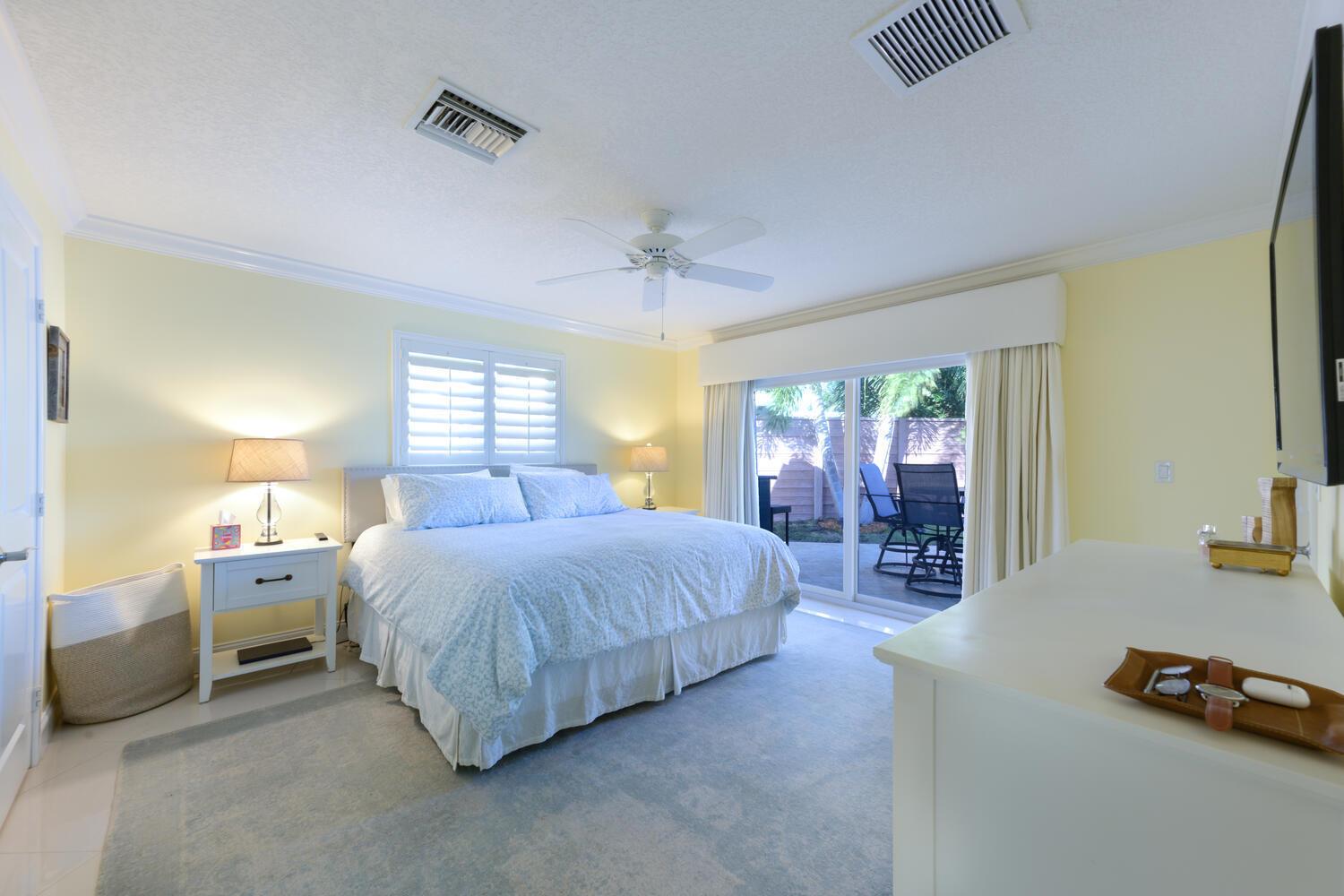 NORTH PALM BEACH VILLAGE - Residential