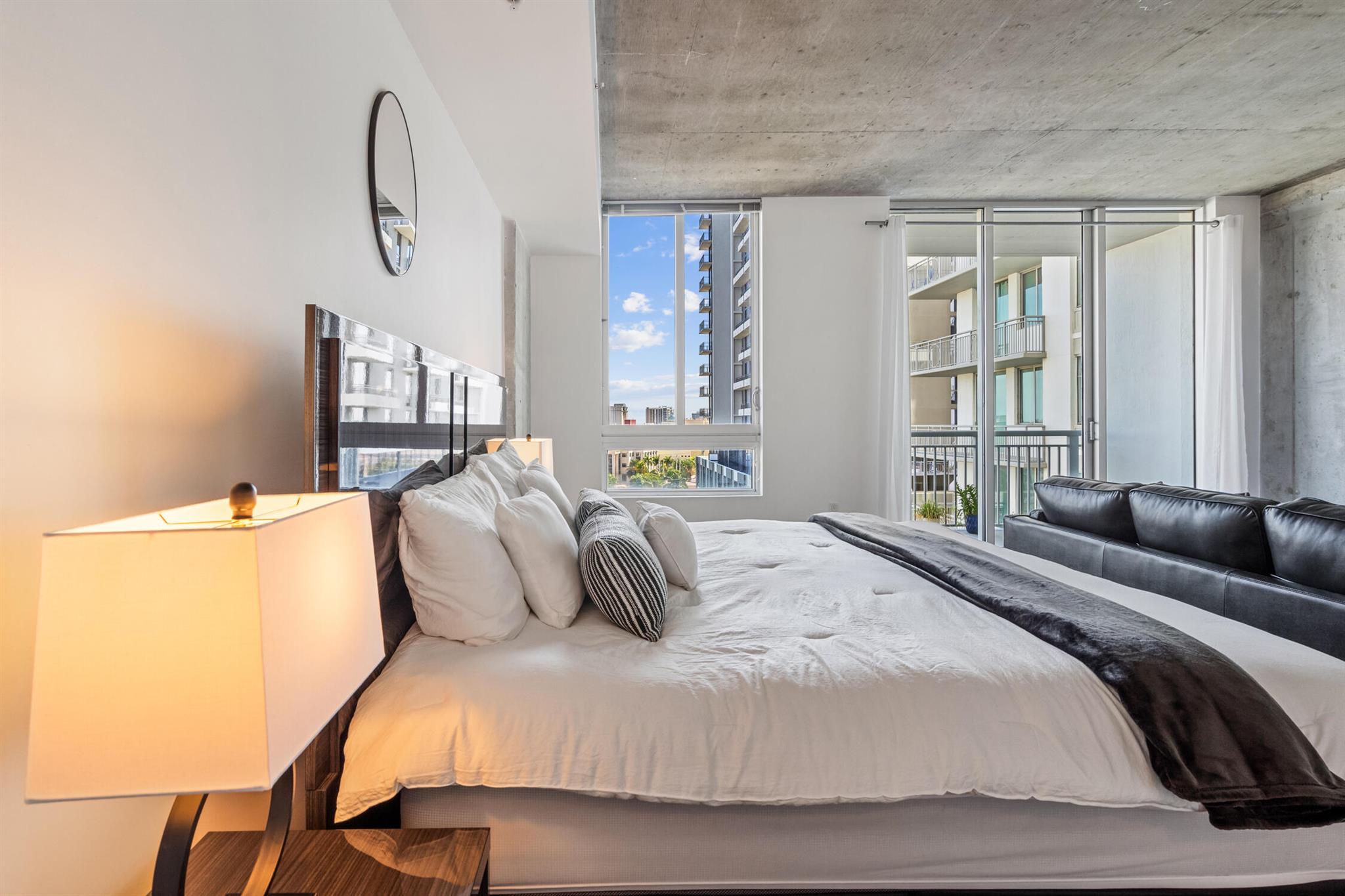 300 S Australian Avenue 803