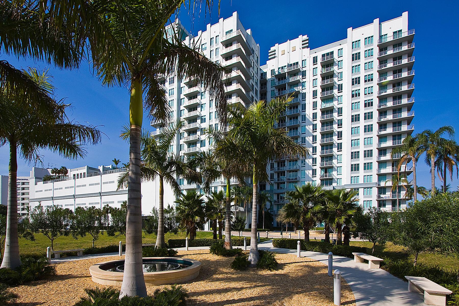 Don't miss out on this one! Perfect, central location- minutes to bars, shops, and restaurants. This studio loft, 1 bathroom , condominium with an incredible array of amenities, and many other special touches. Walking distance to the train station and Downtown West Palm Beach. ! This Loft style Studio Condo in the Edge is the place to live!NOT A SEASONAL