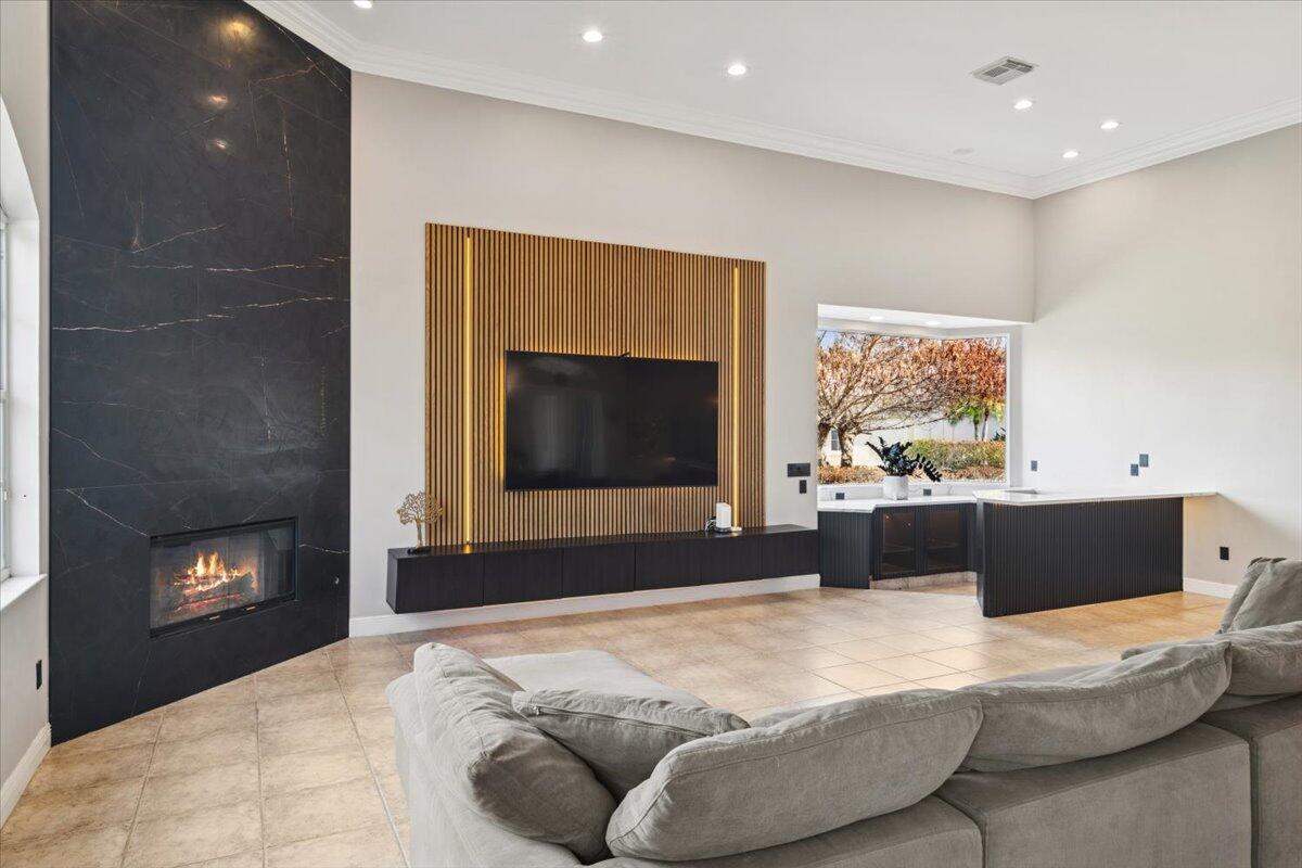 FAIRWAY LANDINGS - Residential