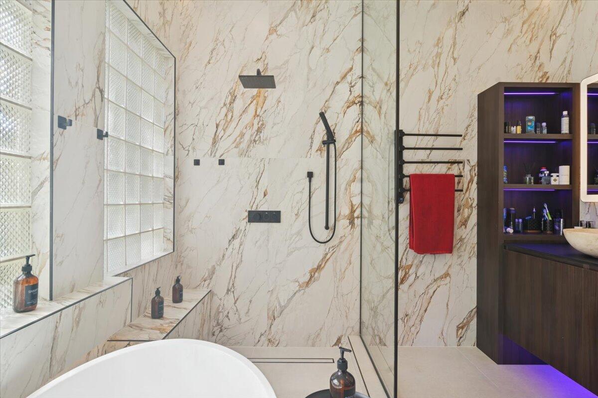 FAIRWAY LANDINGS - Residential