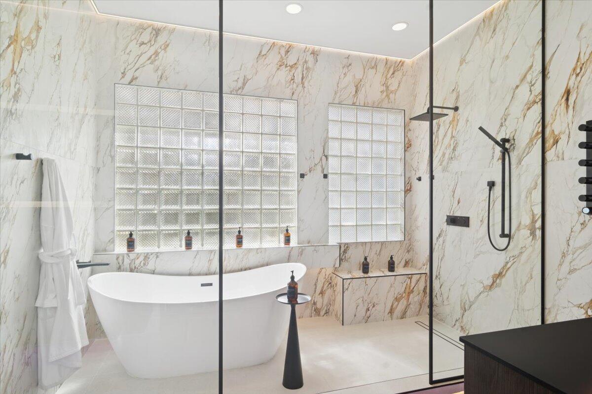 FAIRWAY LANDINGS - Residential