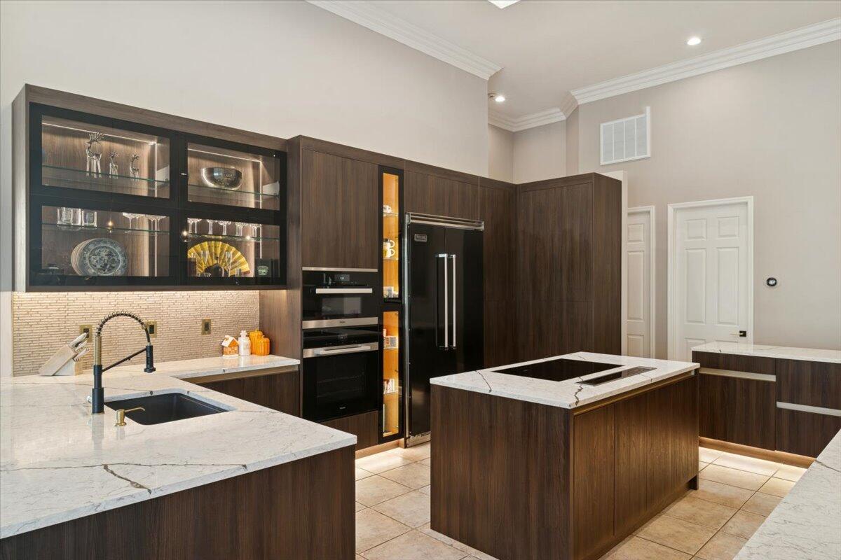 FAIRWAY LANDINGS - Residential