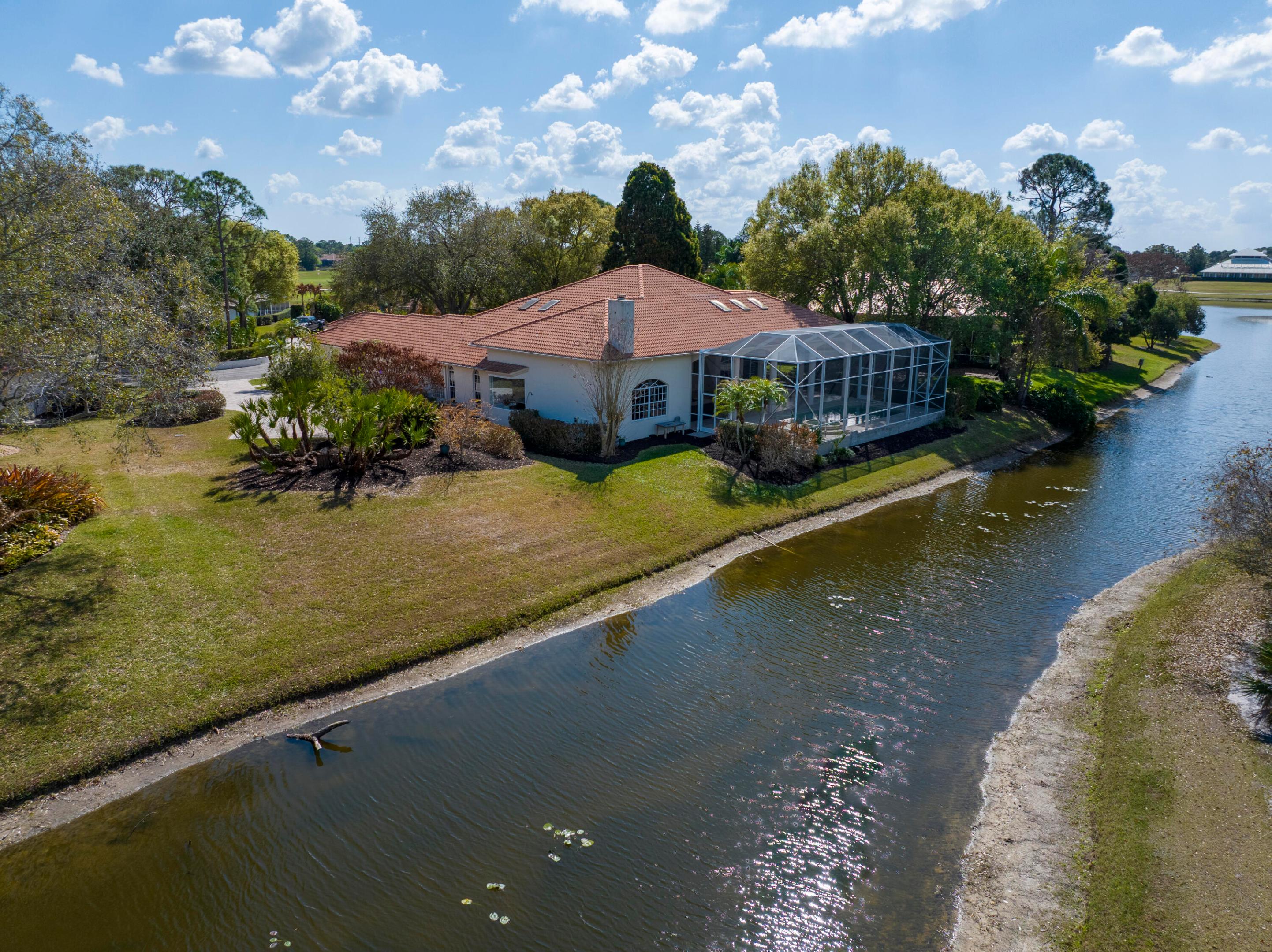 FAIRWAY LANDINGS - Residential