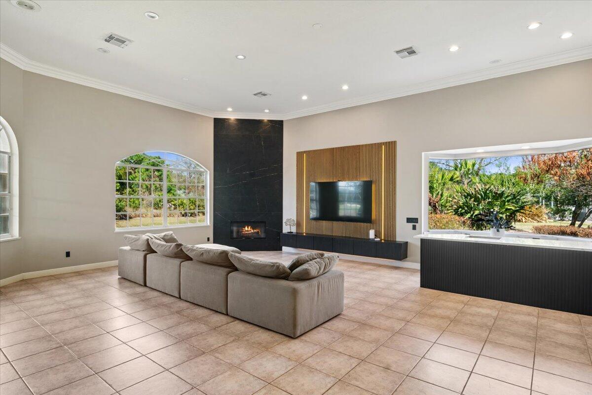 FAIRWAY LANDINGS - Residential