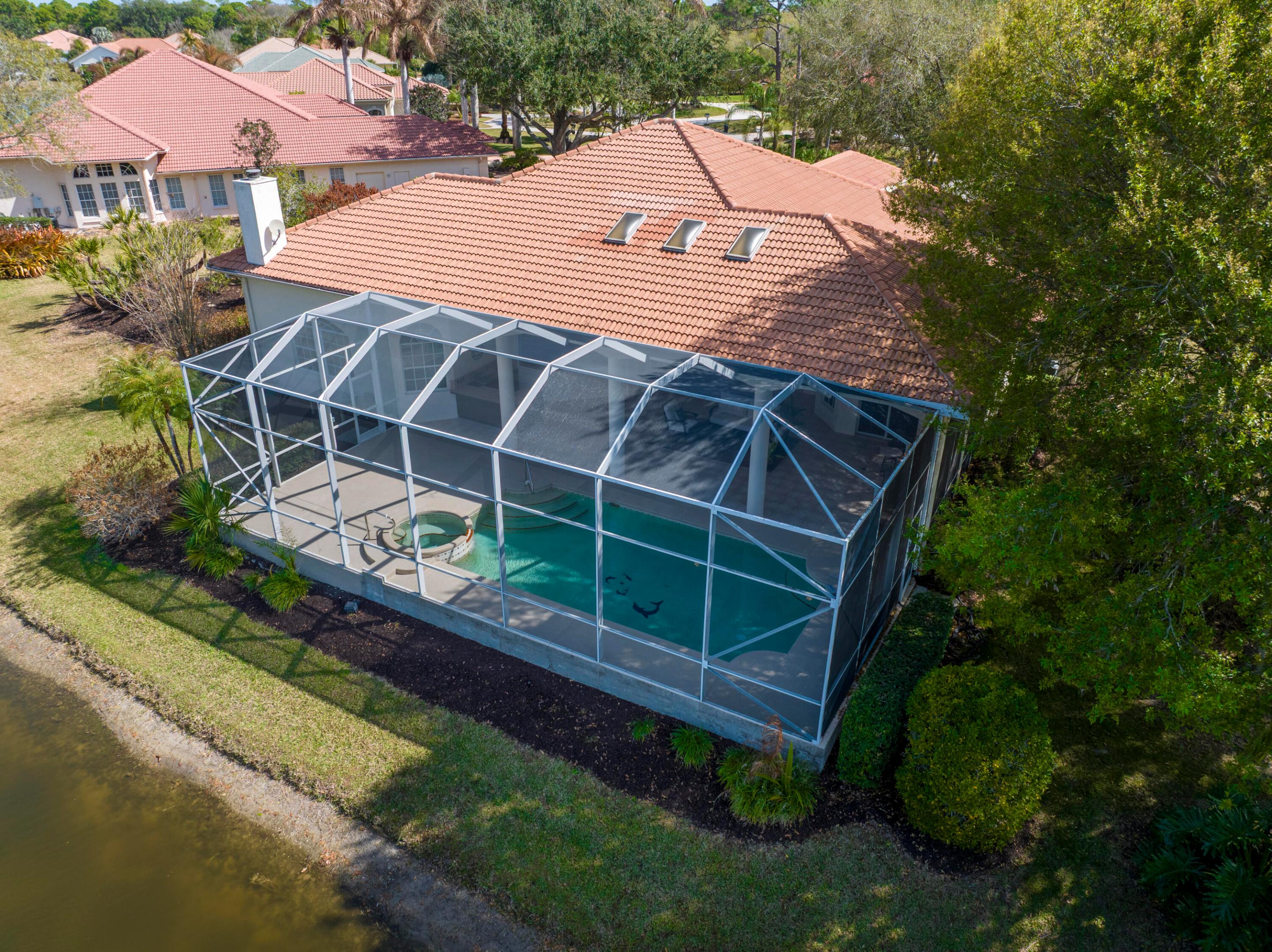 FAIRWAY LANDINGS - Residential