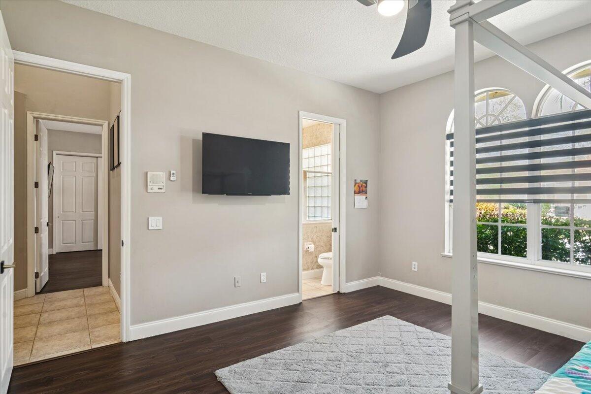 FAIRWAY LANDINGS - Residential