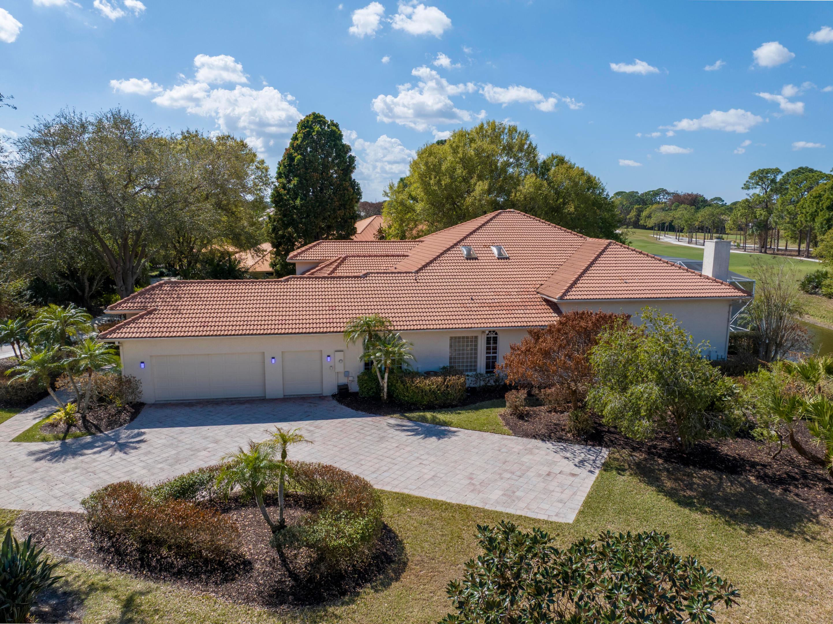 FAIRWAY LANDINGS - Residential