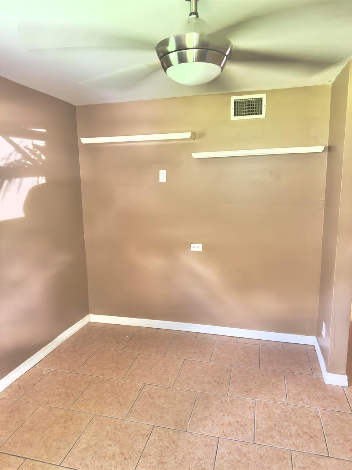 Lakewood Park - Residential Lease