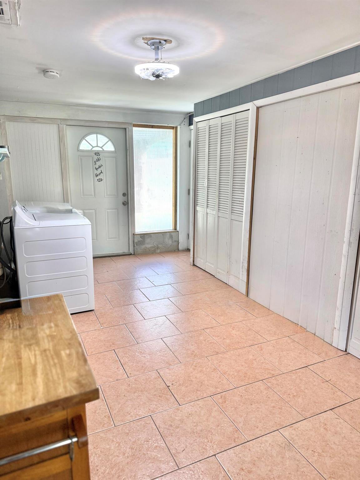 Lakewood Park - Residential Lease
