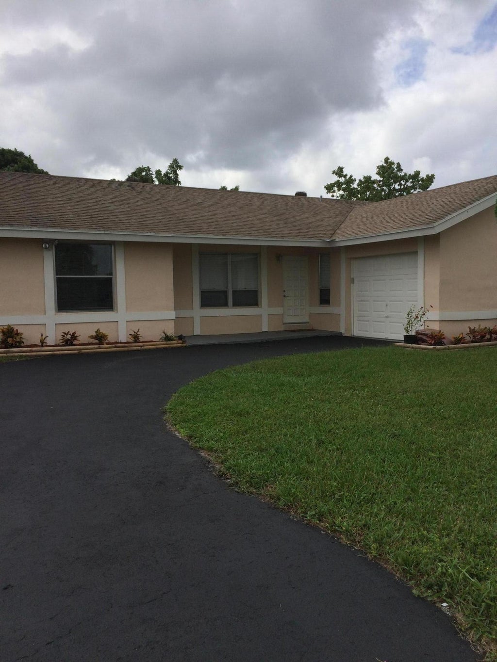 Photo of 9646 Ohio Place, Boca Raton, FL 33434 (MLS # B26063717)