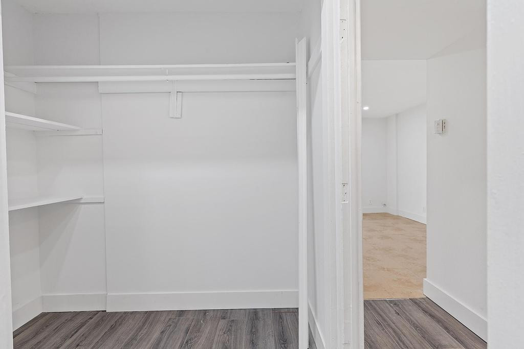 LAUDERDALE TOWER - Residential