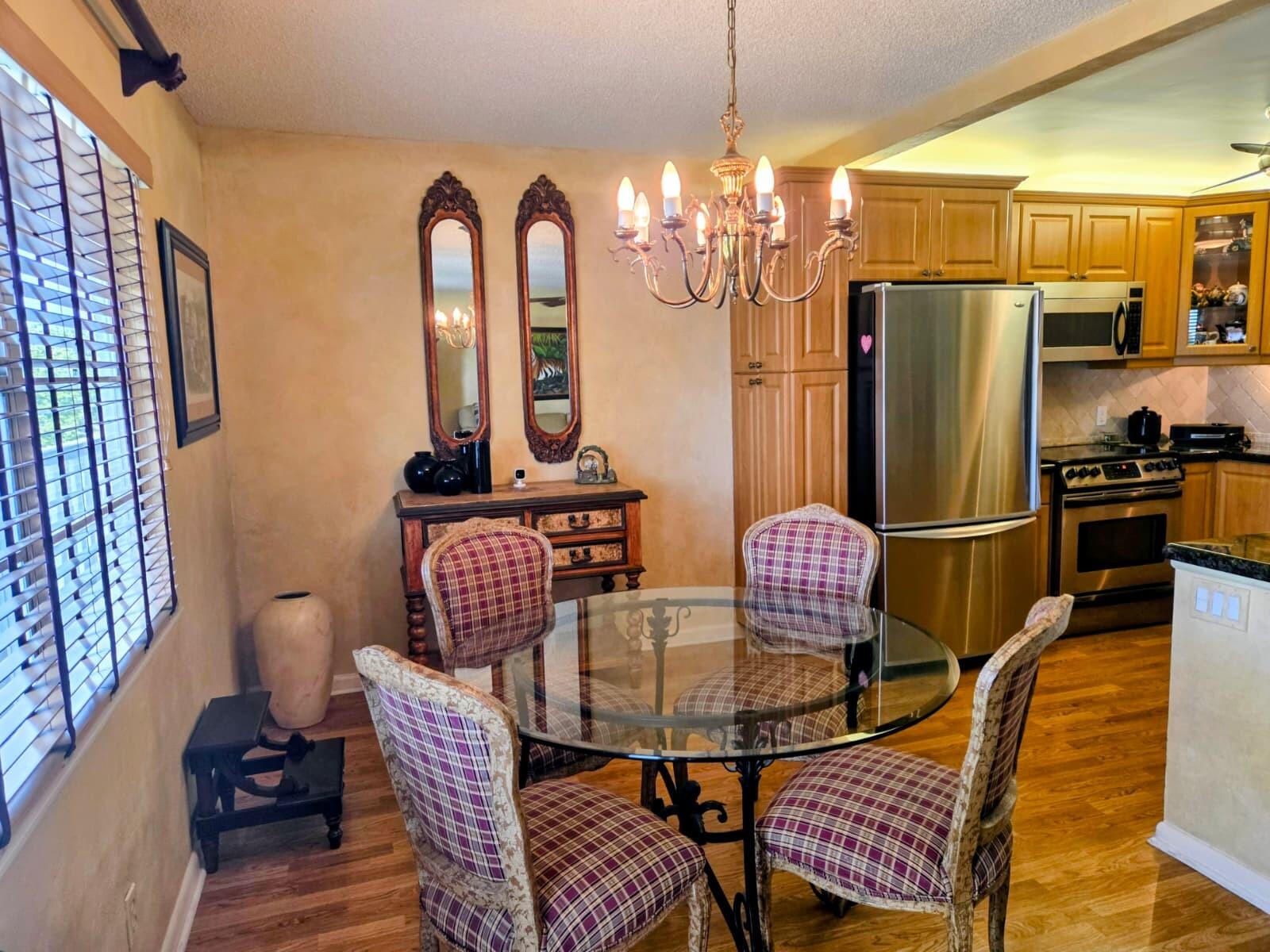 4027 Lyndhurst I 4027