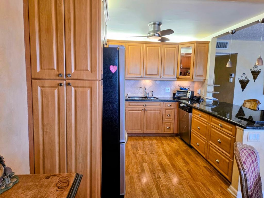 Photo of 4027 Lyndhurst I #4027, Deerfield Beach, FL 33442 (MLS # B26019032)